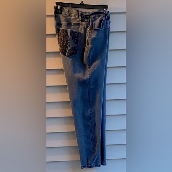 Well Worn Gloria Vanderbilt Sz-16/18 Petite Stylish Black Jeans w/Great Stretch🖤 - Picture 5 of 16